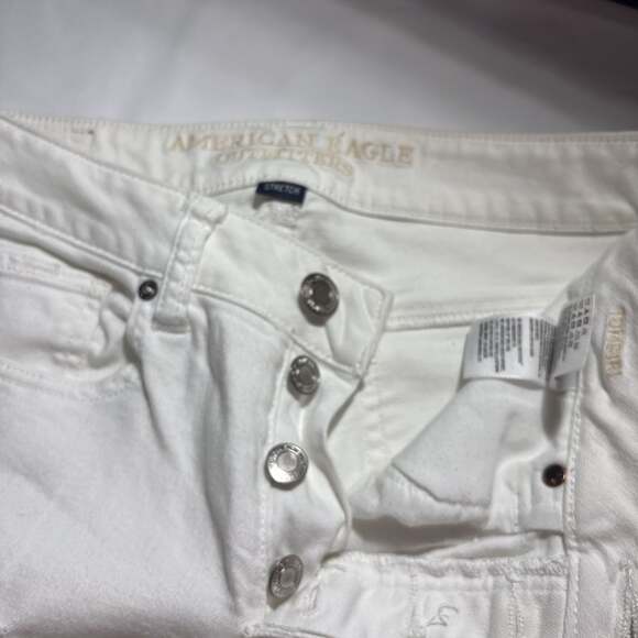 American Eagle White Distressed Jeans Size 2 - Picture 1 of 8